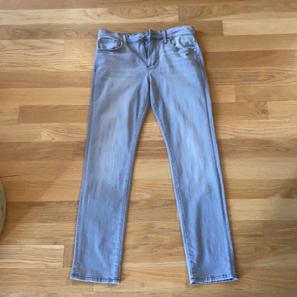 1-4 pairs of pants - Picture 3 of 4